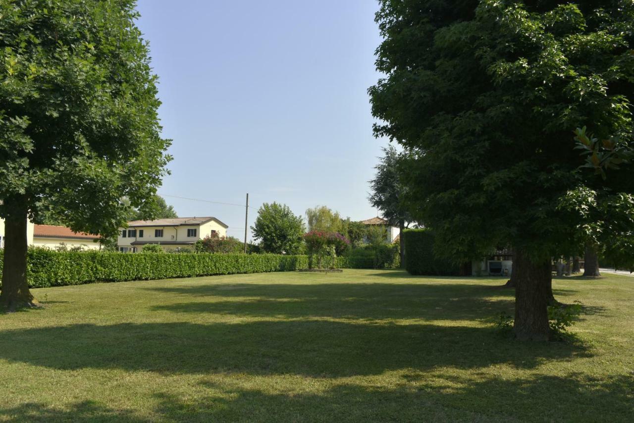 Villa Manuela เมสเตร ภายนอก รูปภาพ